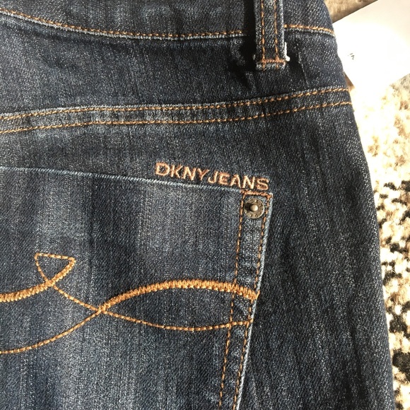 Donna Karen NY Jeans - Picture 2 of 3